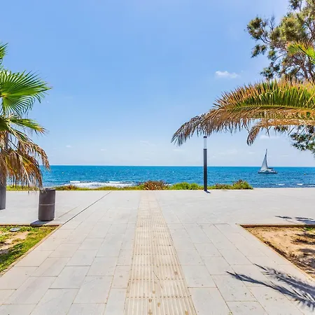 Playa Locos With Garage Apartment
